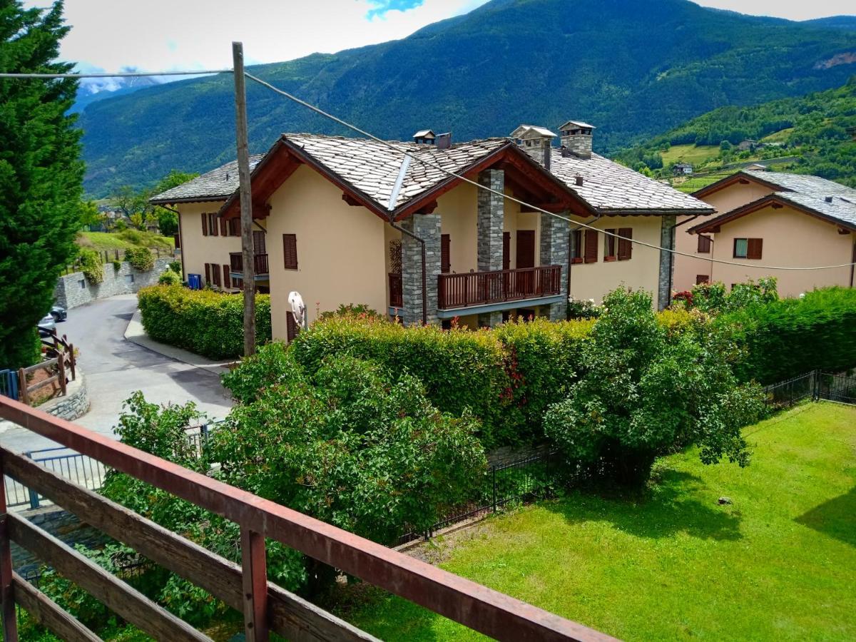 Appartamento Ai Piedi Del Gran Paradiso Сен-П'єрр Екстер'єр фото
